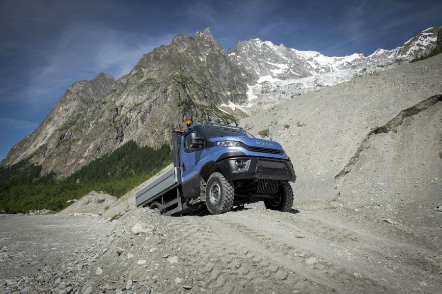  Iveco Daily 55 4x4 Chassis Cab 2016 года  (фото 4 из 33)